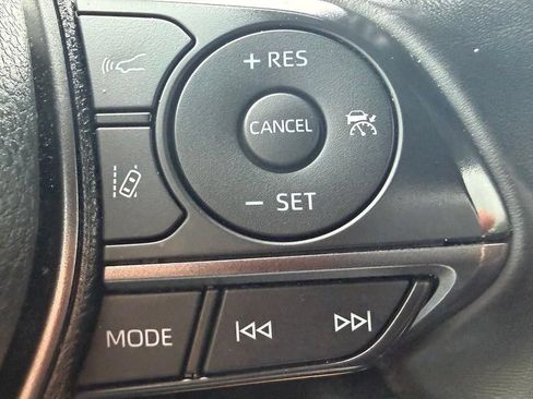 Used 2023 Toyota Camry XSE FWD image 15
