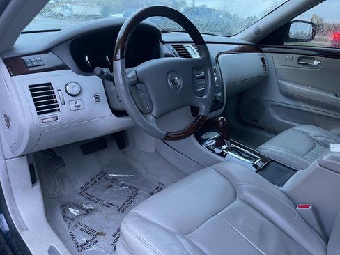 Used 2006 Cadillac DTS Luxury I image 17