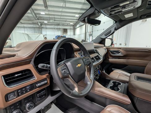 Used 2023 Chevrolet Tahoe High Country w/ Max Trailering Package AWD/4WD image 15