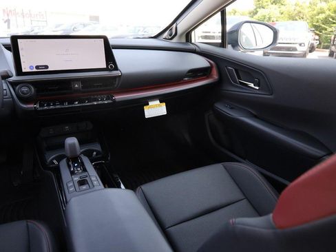 New 2026 Toyota Prius Plug-In Hybrid FWD image 29
