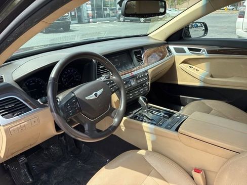Used 2015 Hyundai Genesis 3.8 RWD image 13