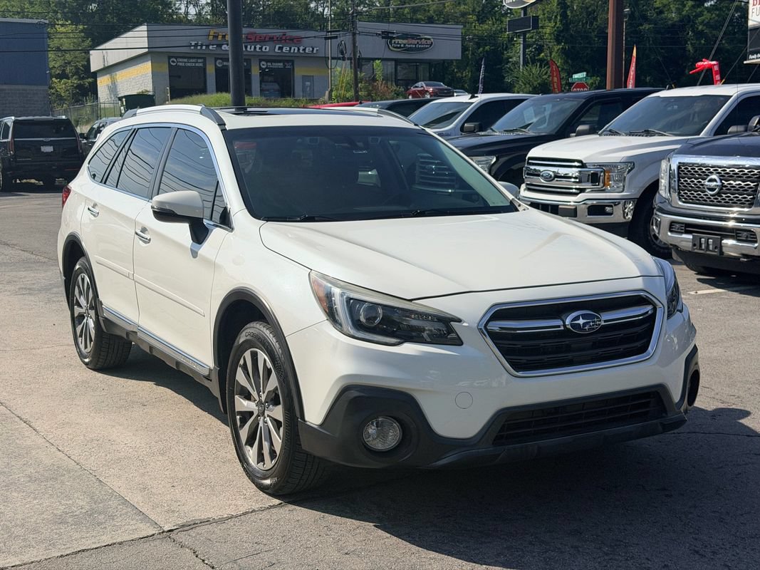 Used 2018 Subaru Outback 3.6R Touring w/ Protection Package #1 AWD/4WD image 8