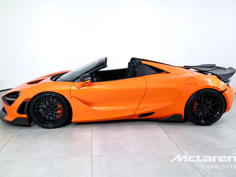 Used 2020 McLaren 720S Performance RWD image 7