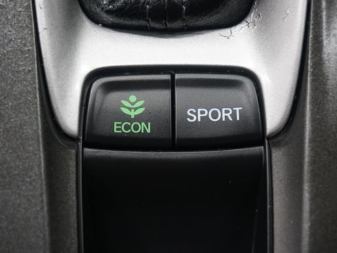 Used 2020 Honda Accord Sport image 20