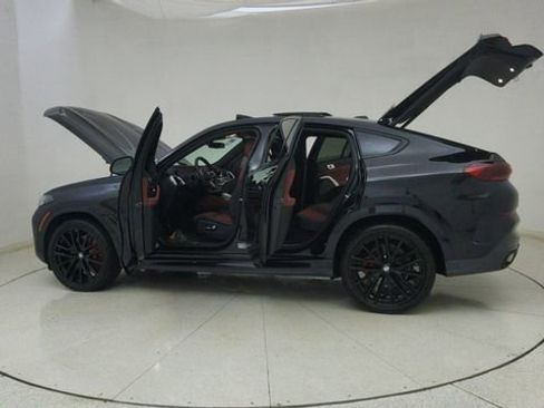 Used 2025 BMW X6 xDrive40i w/ Executive Package image 73