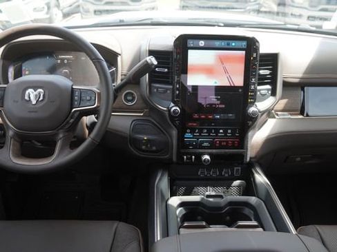 New 2026 RAM 2500 Limited AWD/4WD image 14