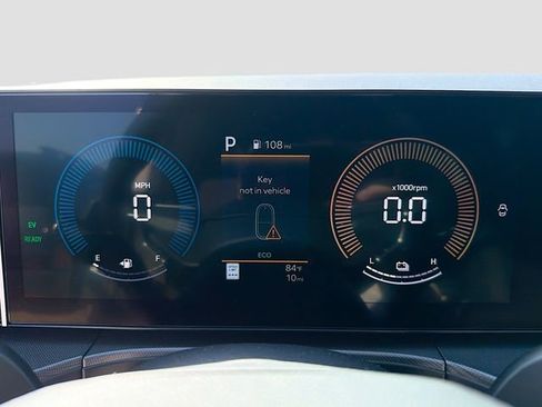 New 2026 Hyundai Santa Fe SE FWD image 12