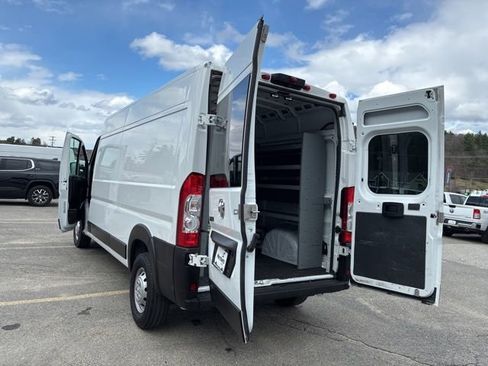 Used 2023 RAM ProMaster 2500 FWD image 13