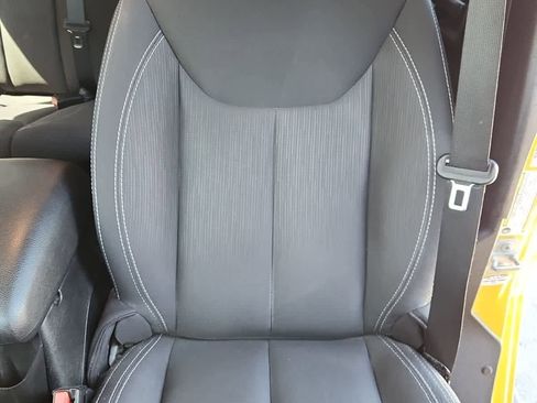 Used 2015 Jeep Wrangler Unlimited Sahara w/ Connectivity Group AWD/4WD image 14