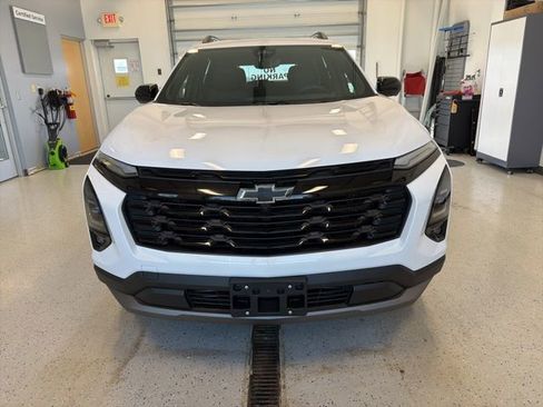 New 2026 Chevrolet Equinox LT image 8