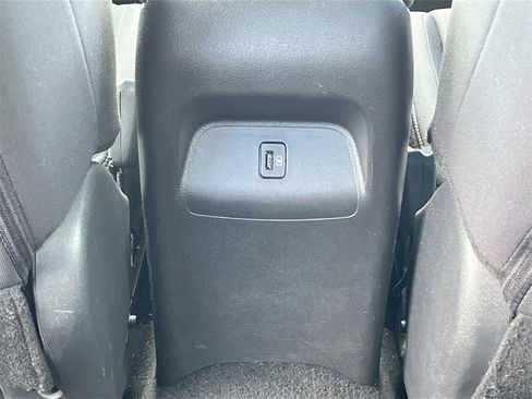 Certified 2021 Nissan Sentra SV image 32