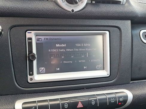 Used 2013 smart fortwo electric drive image 3