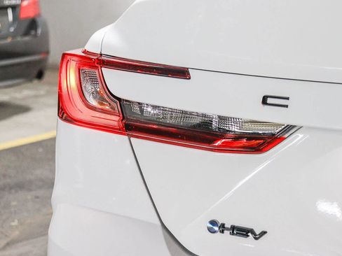 Certified 2025 Toyota Camry SE w/ Convenience Package FWD image 12