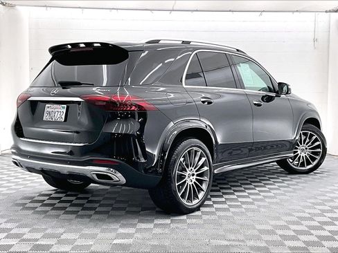 Certified 2024 Mercedes-Benz GLE 450e 4MATIC image 11