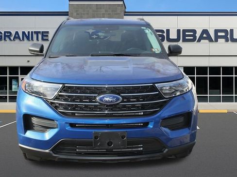 Used 2022 Ford Explorer XLT image 4