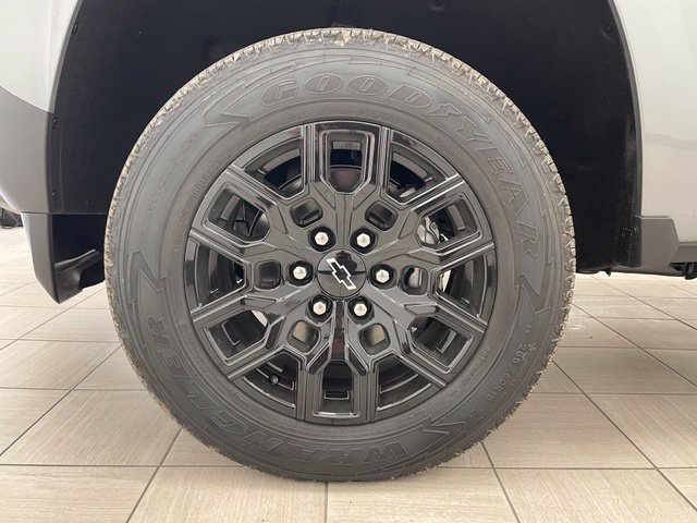 New 2026 Chevrolet Colorado W/T w/ WT Custom Package AWD/4WD image 8