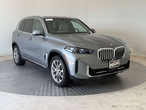 Used 2026 BMW X5 xDrive40i AWD/4WD image 7
