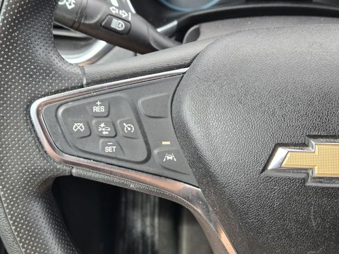 Used 2021 Chevrolet Equinox LS w/ LS Convenience Package FWD image 22
