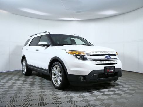 Used 2011 Ford Explorer Limited w/ 302A Rapid Spec Order Code FWD image 1