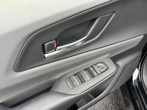 New 2026 Toyota Prius XLE image 14