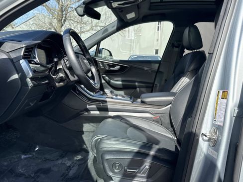 Used 2025 Audi Q7 3.0T Prestige w/ Prestige Package image 14