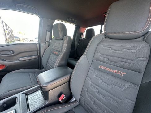 Used 2026 Nissan Frontier PRO-4X AWD/4WD image 14