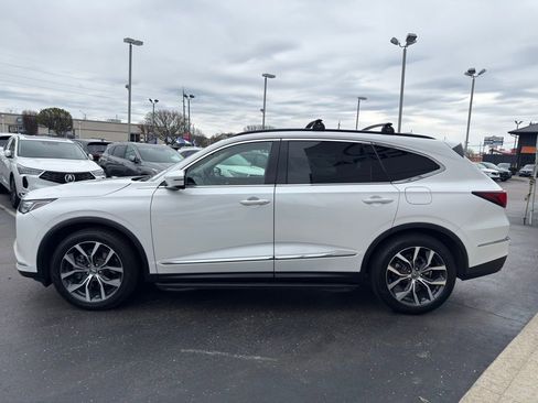 Certified 2024 Acura MDX SH-AWD w/ Technology Package image 8