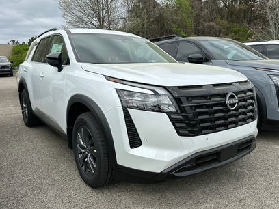 New 2026 Nissan Pathfinder SV