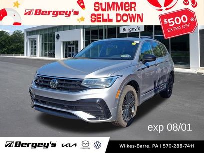 Certified 2022 Volkswagen Tiguan SE R-Line