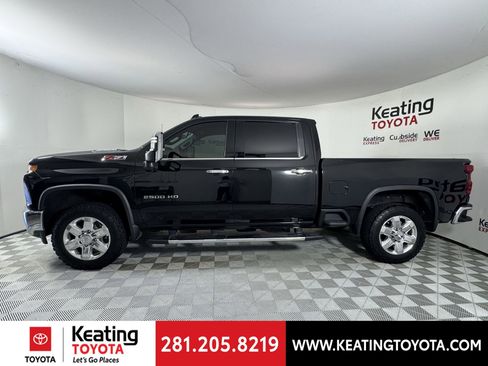 Used 2020 Chevrolet Silverado 2500 LTZ w/ LTZ Premium Package image 7
