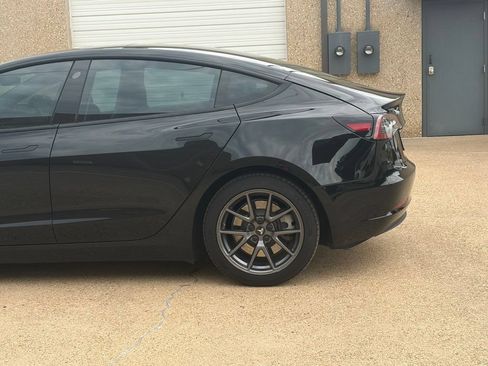 Used 2021 Tesla Model 3 Long Range AWD/4WD image 12