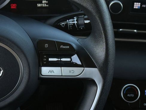 Used 2023 Hyundai Elantra SEL FWD image 14