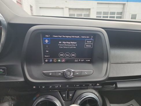 Used 2021 Chevrolet Camaro LT image 22