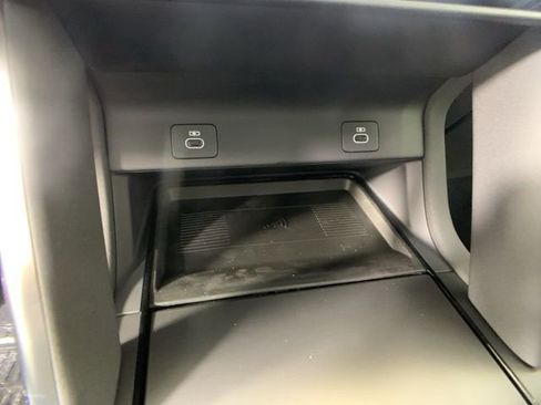 New 2025 Land Rover Discovery Sport Dynamic SE image 21