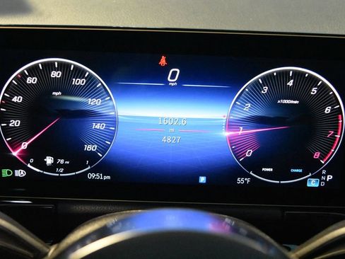 Certified 2025 Mercedes-Benz GLA 250 4MATIC image 19