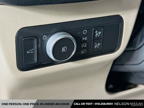 Used 2020 Ford Escape SEL AWD/4WD image 10