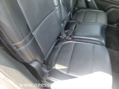 Used 2022 Lincoln Corsair FWD w/ Premium Package image 12