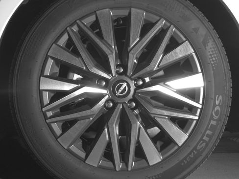 Used 2025 Nissan Altima 2.5 SV FWD image 15