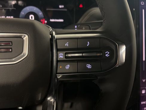New 2026 GMC Yukon XL Elevation AWD/4WD image 17
