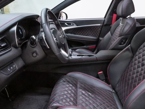 Certified 2023 Genesis G70 3.3T w/ Sport Prestige Package RWD image 9