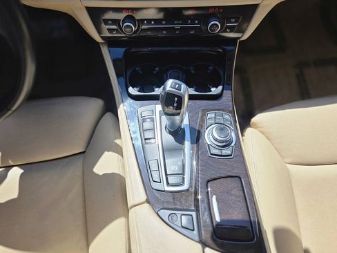 Used 2013 BMW 535i Sedan RWD image 17