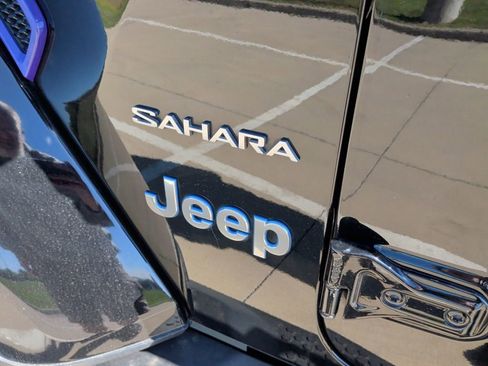 Used 2021 Jeep Wrangler Unlimited Sahara 4xe image 51