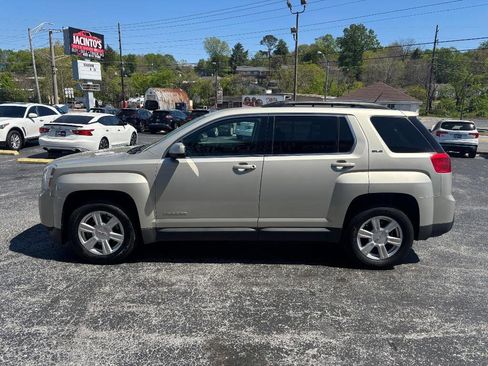 Used 2015 GMC Terrain SLE FWD image 4