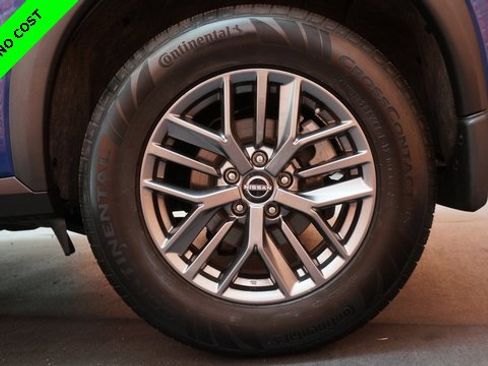 Used 2022 Nissan Rogue S image 76