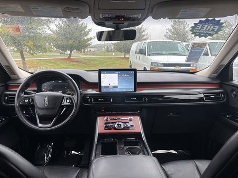 Used 2024 Lincoln Aviator Reserve image 38