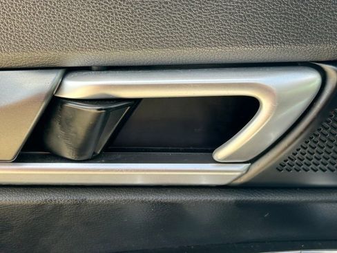 Used 2021 Kia Telluride LX image 24