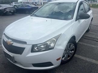 Used 2013 Chevrolet Cruze LS FWD video 1