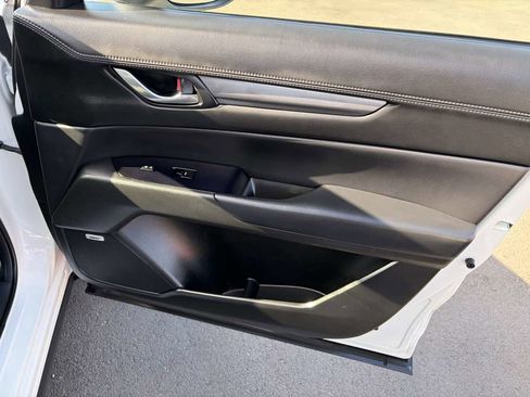 Used 2019 MAZDA CX-5 Touring image 33