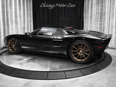 Used 2006 Ford GT image 3