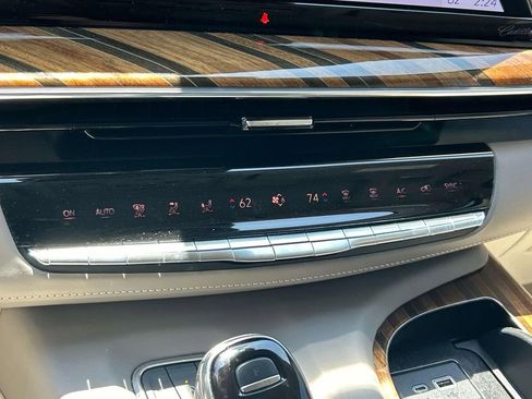 Used 2023 Cadillac Escalade Sport Platinum w/ Heavy-Duty Trailer Package AWD/4WD image 41